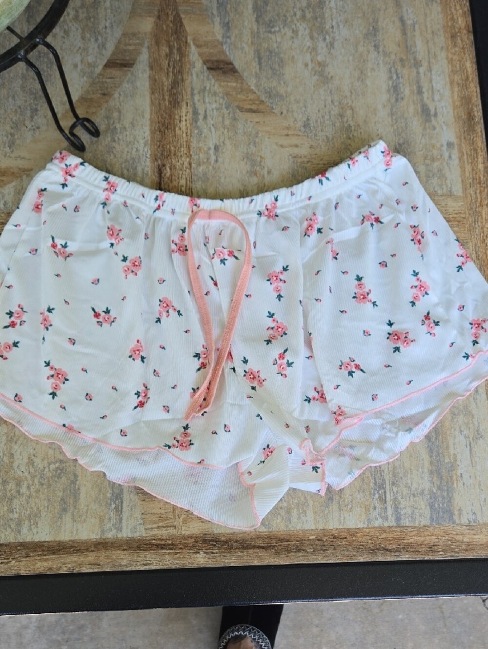 Pink Lace-Trim Cami & Floral White Shorts Sleep Set - Picture 8 of 15